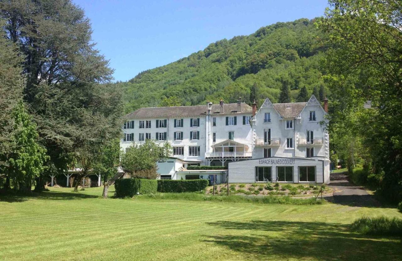 Hôtel et Résidence des Bains Vic-sur-Cère Exterior foto